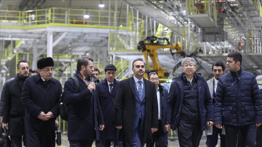 Sanayi ve Teknoloji Bakanı Mehmet Fatih Kacır, Çin'in otomotiv devini Türkiye'ye yatırıma davet etti.
